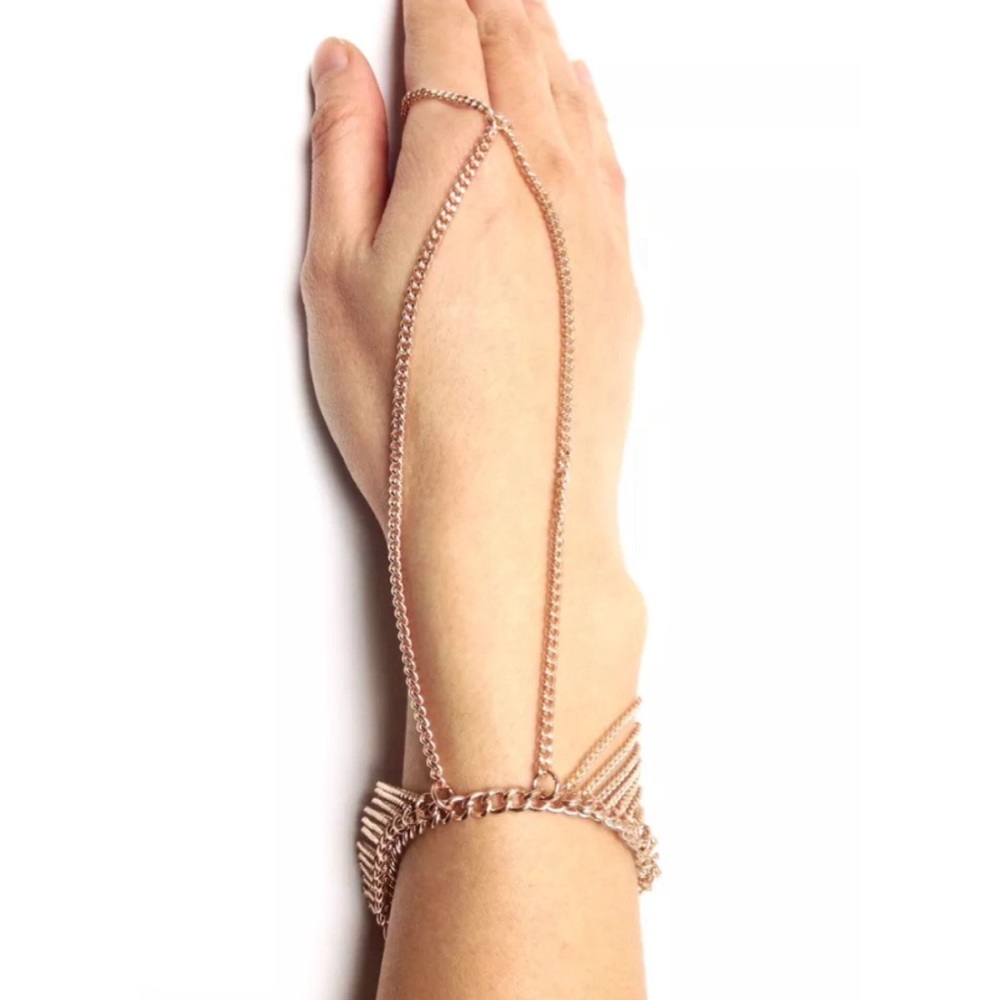 BCBGENERATION BRACELET HARNESS FINGER WRIST RING